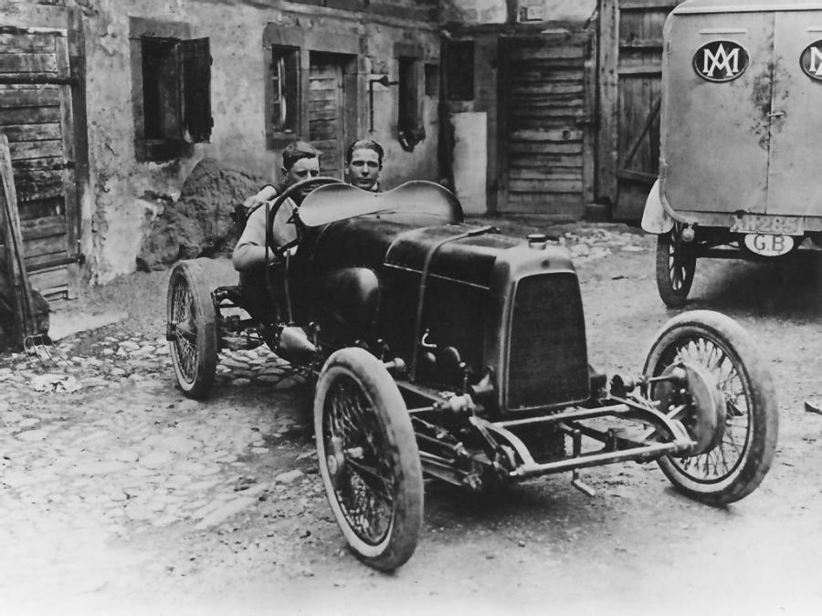  Aston Martin 11 HP Green Pea 1922 года  (фото 2 из 2)